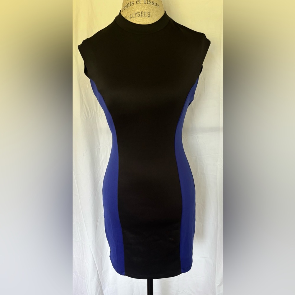 Forever 21 Mock Neck Cocktail Dress in Cobalt/Black Colorblock Sz M